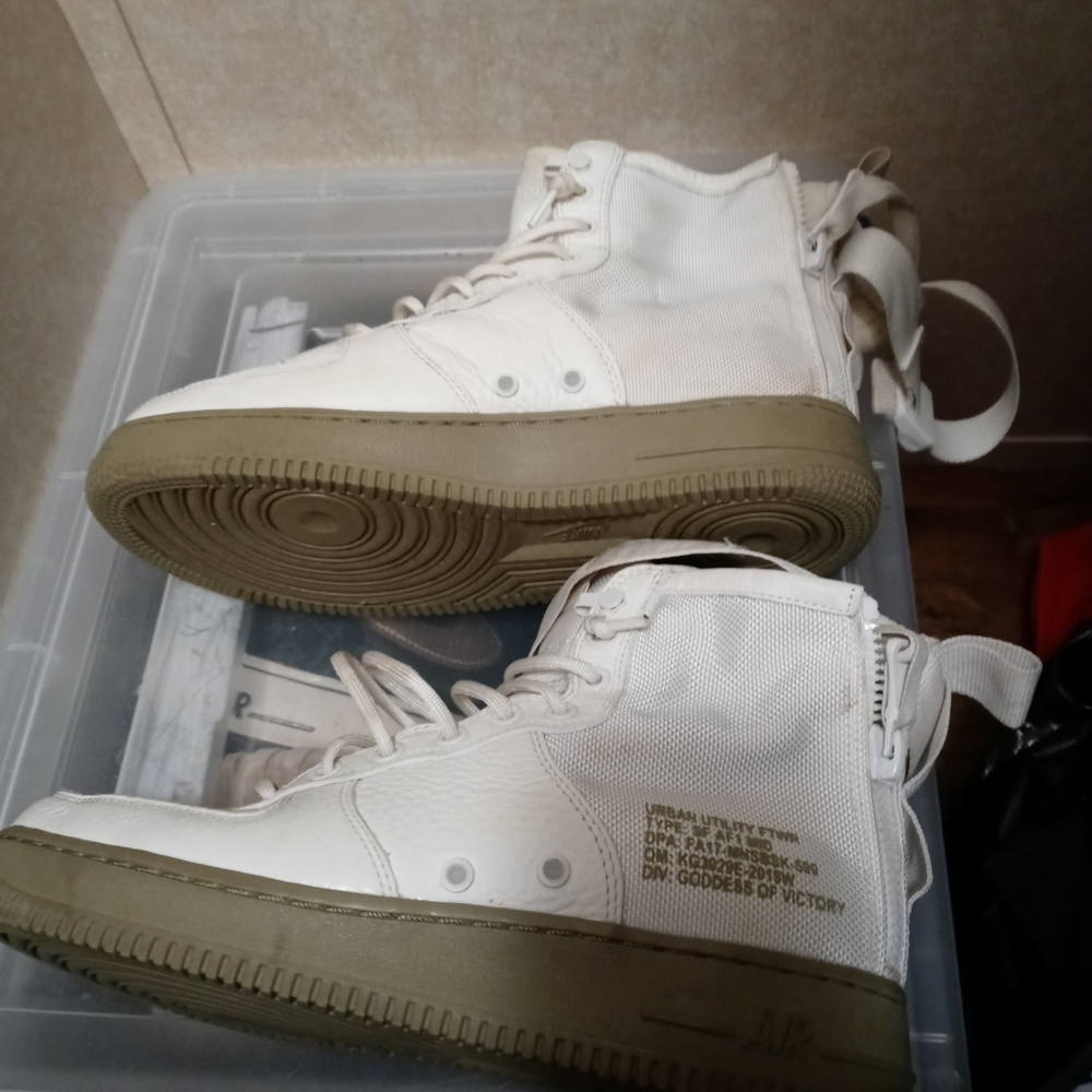 Nike Af 1s size 8.5